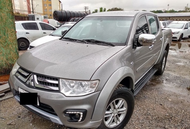 MITSUBISHI L200 TRITON HPE 3.2